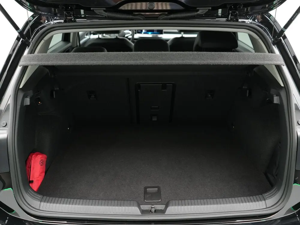 Volkswagen Golf 1.5 eHybrid 204pk Life Edition | LED Matrix uit 2025, foto 14