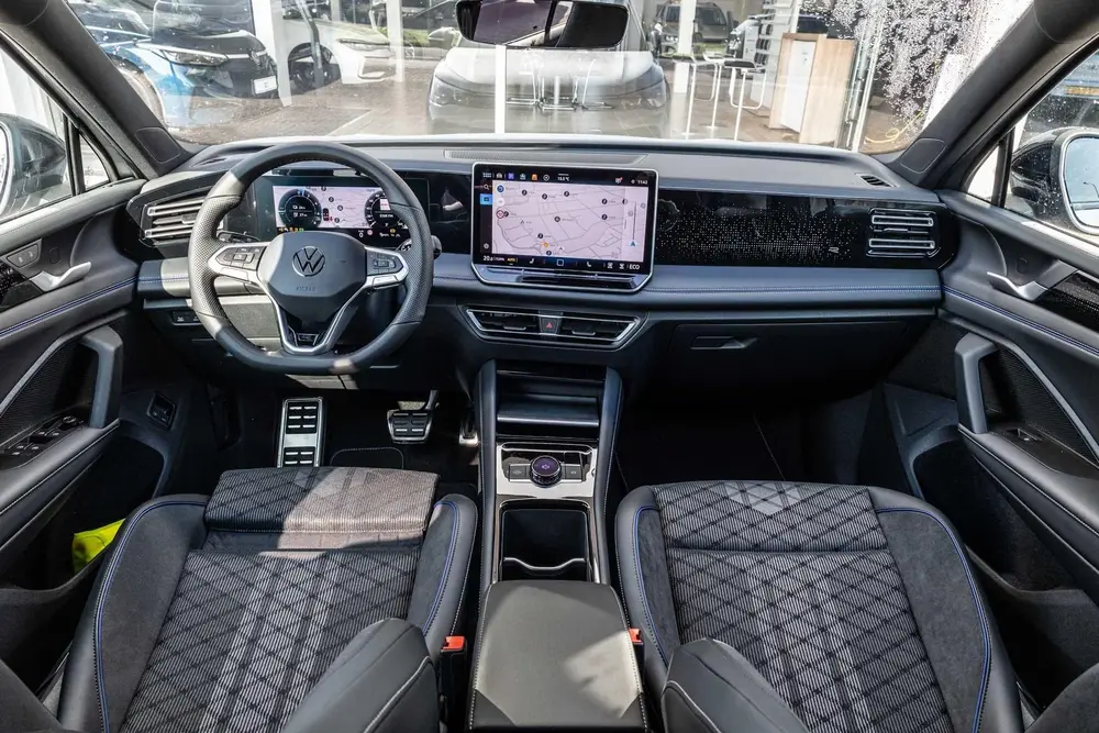 Volkswagen Tiguan 1.5 eHybrid 204pk R-Line Edition | Panoram uit 2026, foto 5