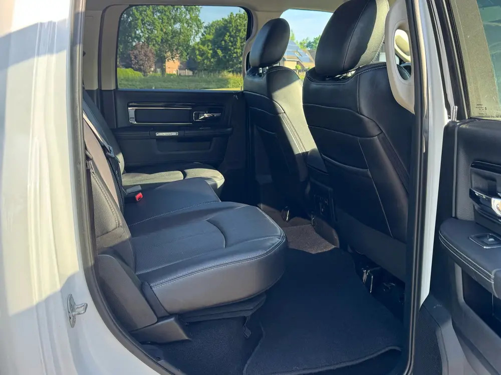 Dodge Ram 1500 Ram 1500 / 5.7 HEMI V8 / 4X4 / LUCHTVERING (bj 2019) uit 2019, foto 10