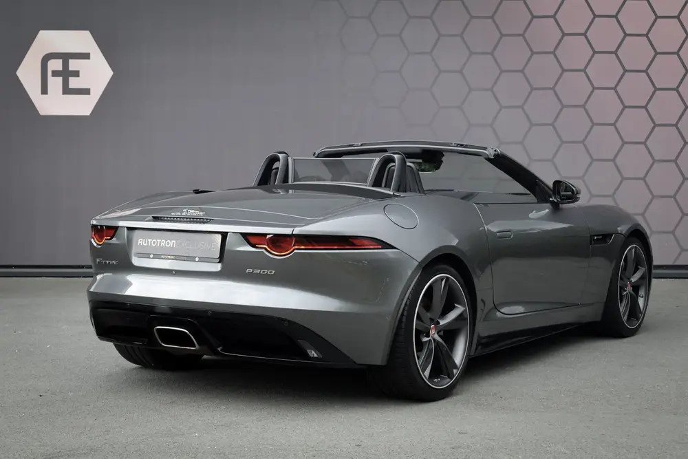 Jaguar F-Type P300 R-Dynamic | 20" CARBON INLEG VELGEN | LED uit 2019, foto 3