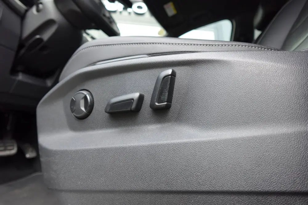 Volkswagen Tiguan 2.0 TDI 4Motion PANO H&K KEYLESS uit 2021, foto 14