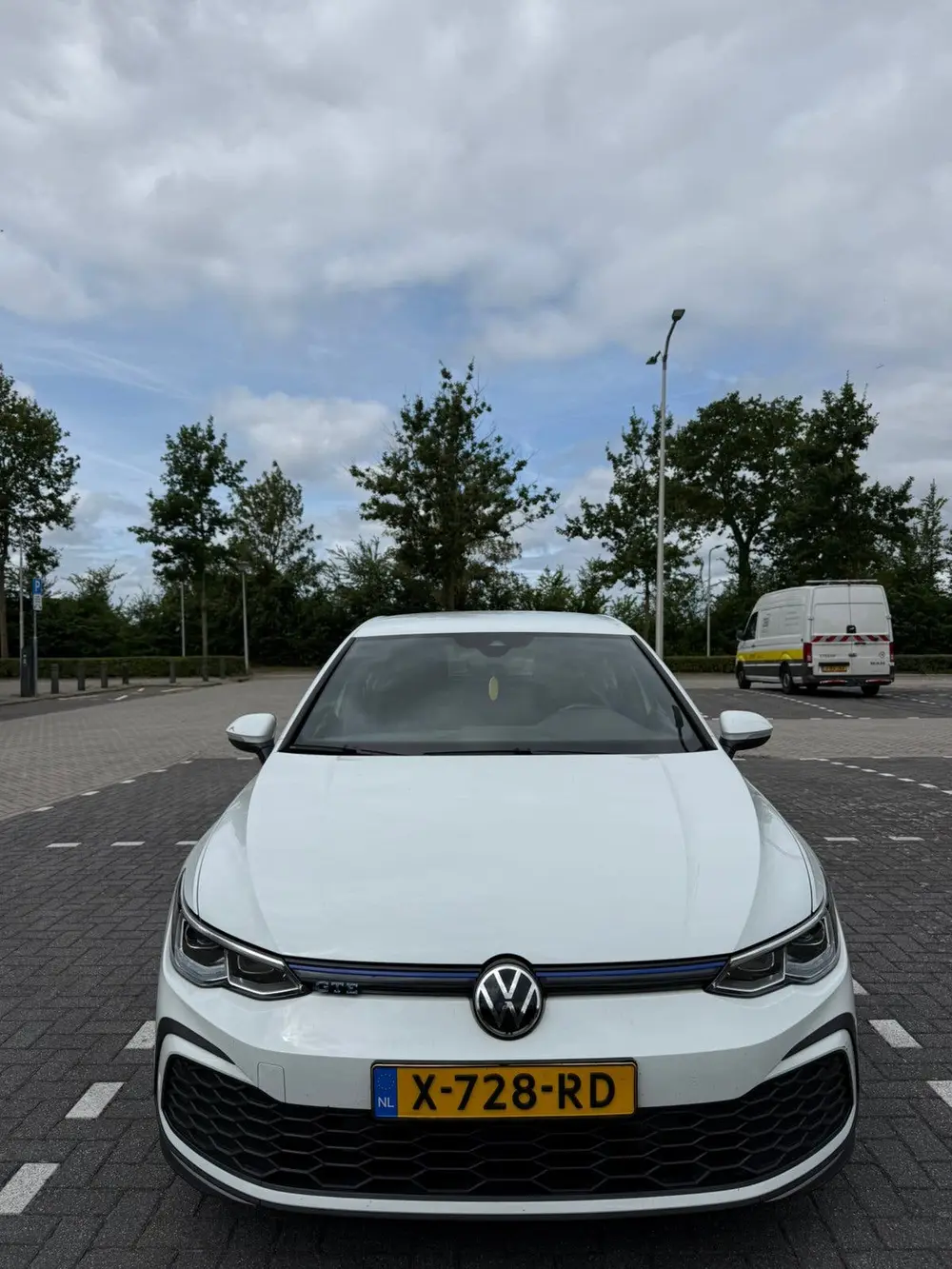 Volkswagen Golf 1.4 Ehybrid 245pk DSG 2020 Wit uit 2020, foto 3