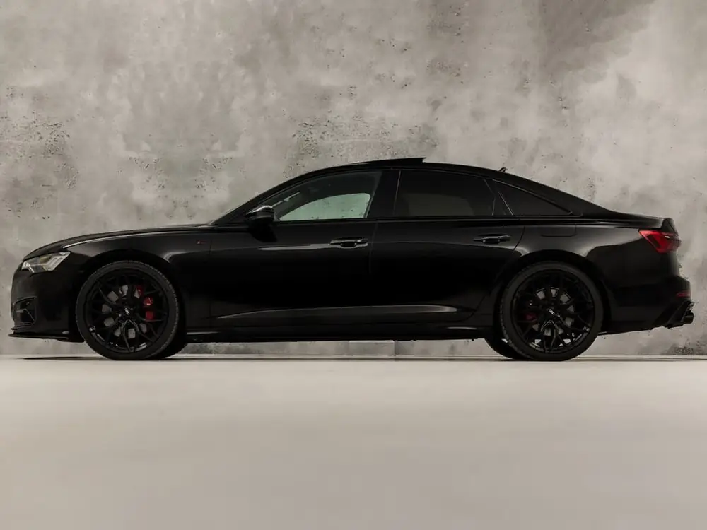 Audi A6 55 TFSI e Quattro S-Line Competition 367Pk Automaat uit 2021, foto 2