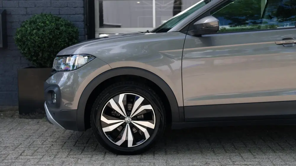 Volkswagen T-Cross 1.0 TSI Style 116PK ACC DSG CARPLAY CAMER uit 2019, foto 18