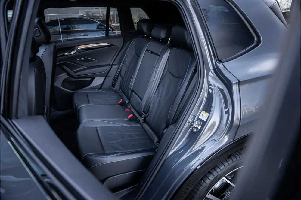 Volkswagen Tiguan eHybrid R-Line Edition * Panodak * Trekhaa uit 2025, foto 5