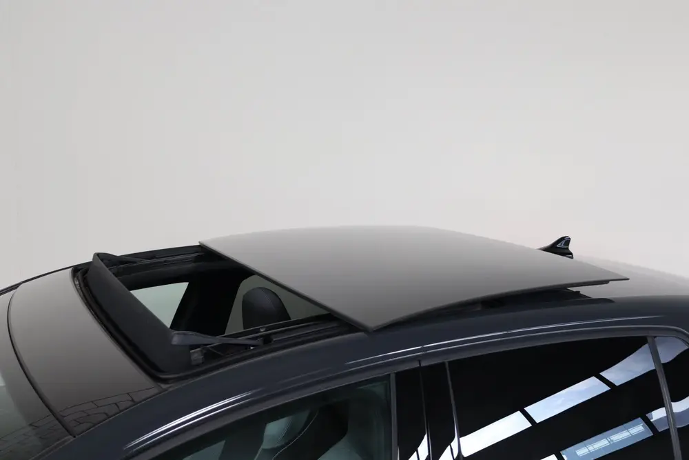 Volkswagen Golf 1.4 eHybrid GTE NL-Auto! Schuifdak I Leder I uit 2021, foto 3