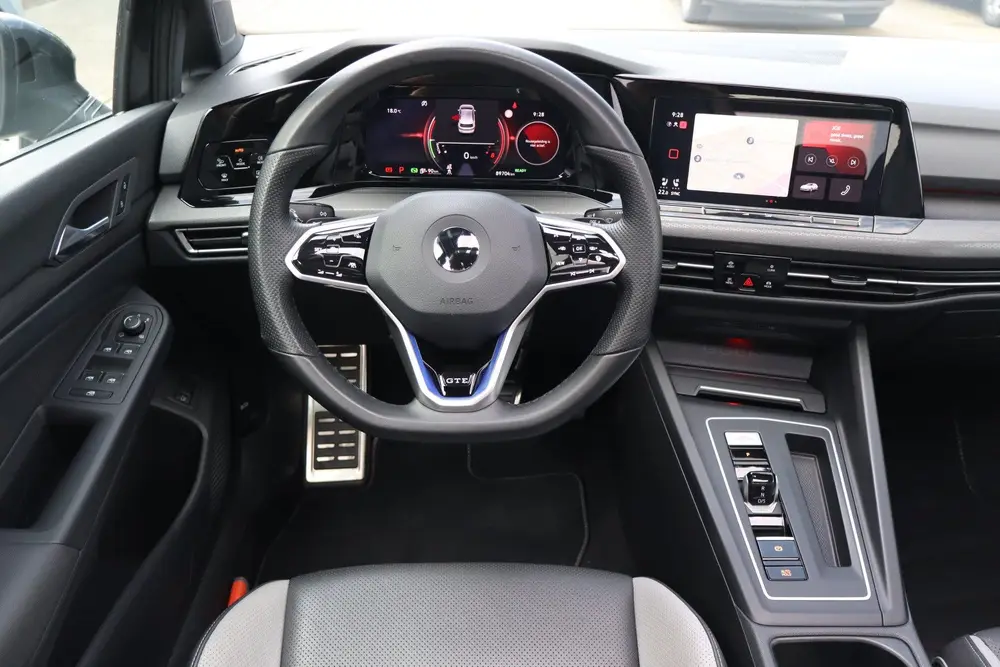 Volkswagen Golf 1.4 eHybrid GTE NL-Auto! Schuifdak I Leder I uit 2021, foto 4
