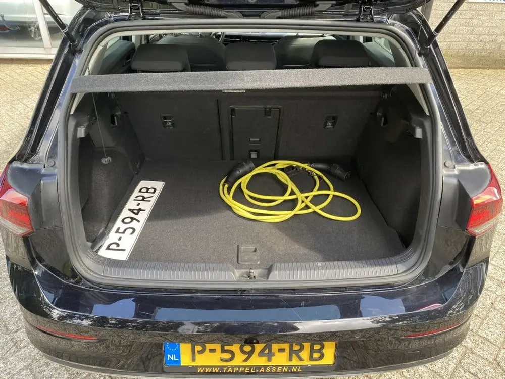 Volkswagen Golf 1.4 eHybrid Style Stoel/Stuurverwarming, eer uit 2022, foto 11