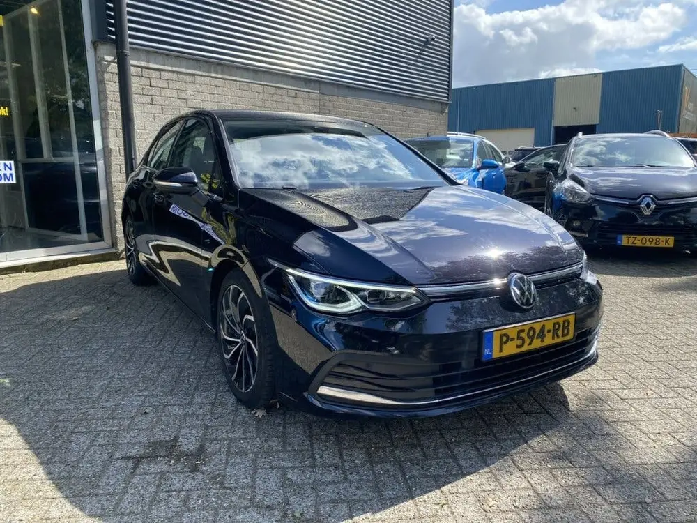 Volkswagen Golf 1.4 eHybrid Style Stoel/Stuurverwarming, eer uit 2022, foto 3