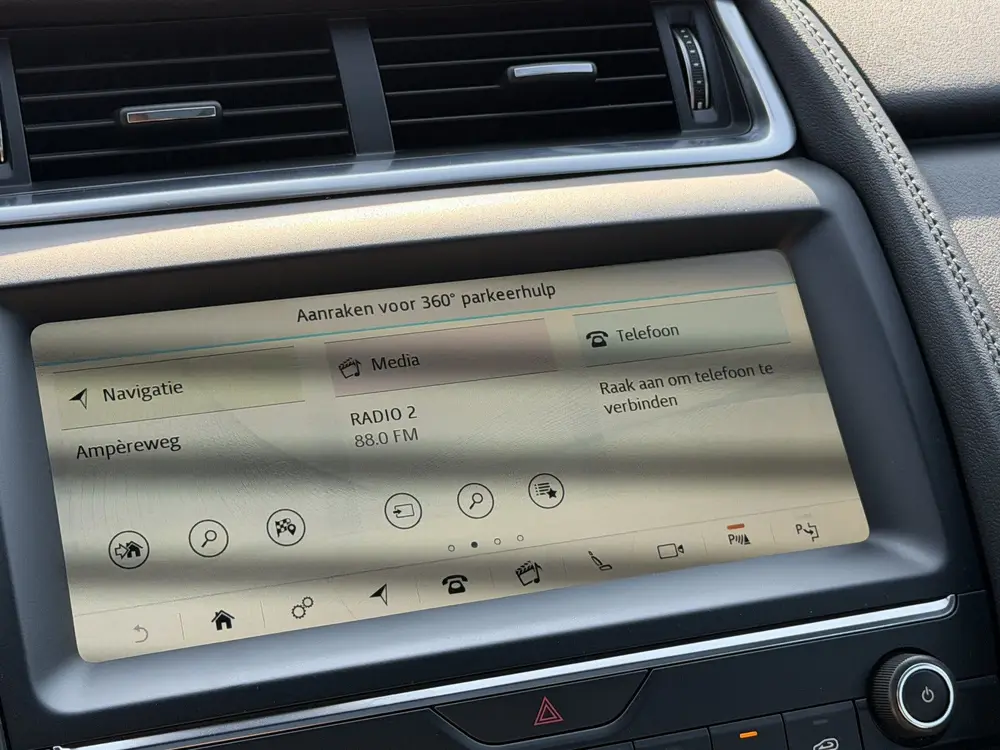 Jaguar E-Pace 2.0 P250 AWD S | Panodak | HUD | Leder | Merid uit 2019, foto 15