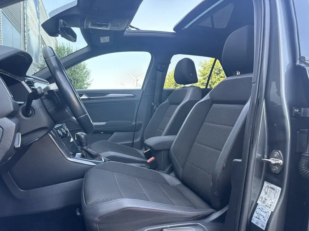 Volkswagen T-Roc 1.5 TSI Sport Bns R-line NAP Automaat Pano uit 2021, foto 19