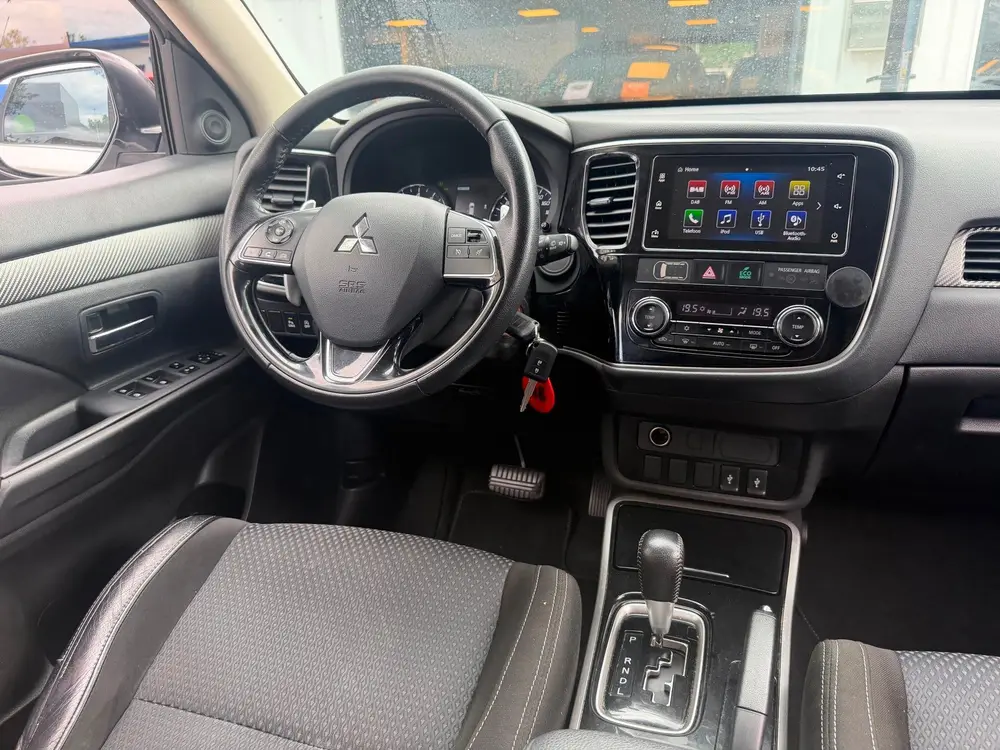 Mitsubishi Outlander 2.0 2WD Instyle|Navi|Cruise|Clima|Carpl uit 2019, foto 16