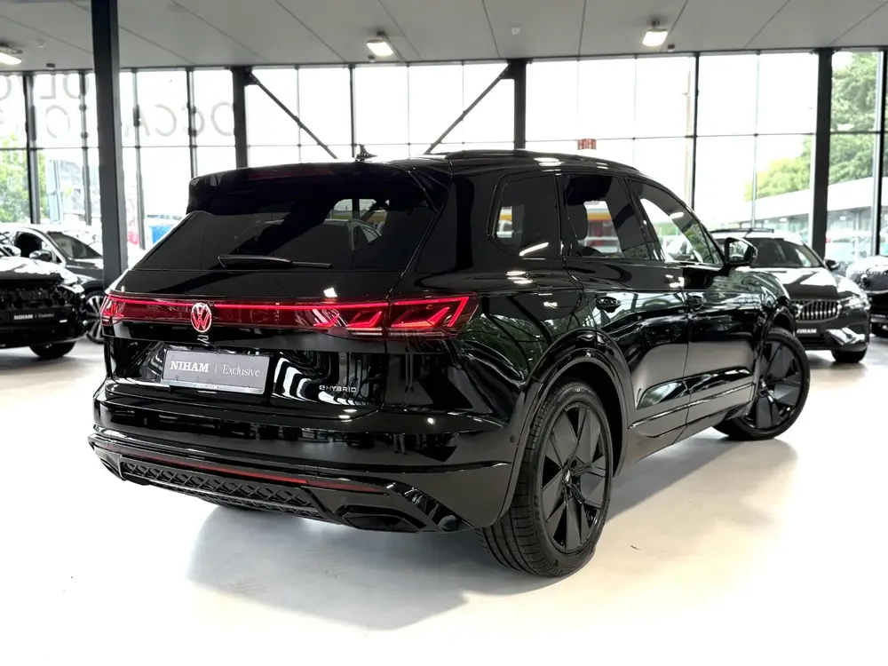 Volkswagen Touareg 3.0 TSi eHybrid 4MOTION R PANO-DAK|HEAD U uit 2025, foto 4