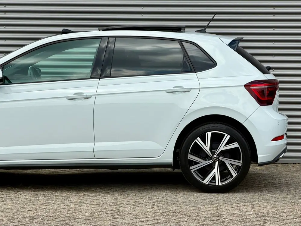 Volkswagen Polo 1.0 TSI R-Line DSG | Panorama I IQ Light | D uit 2023, foto 16