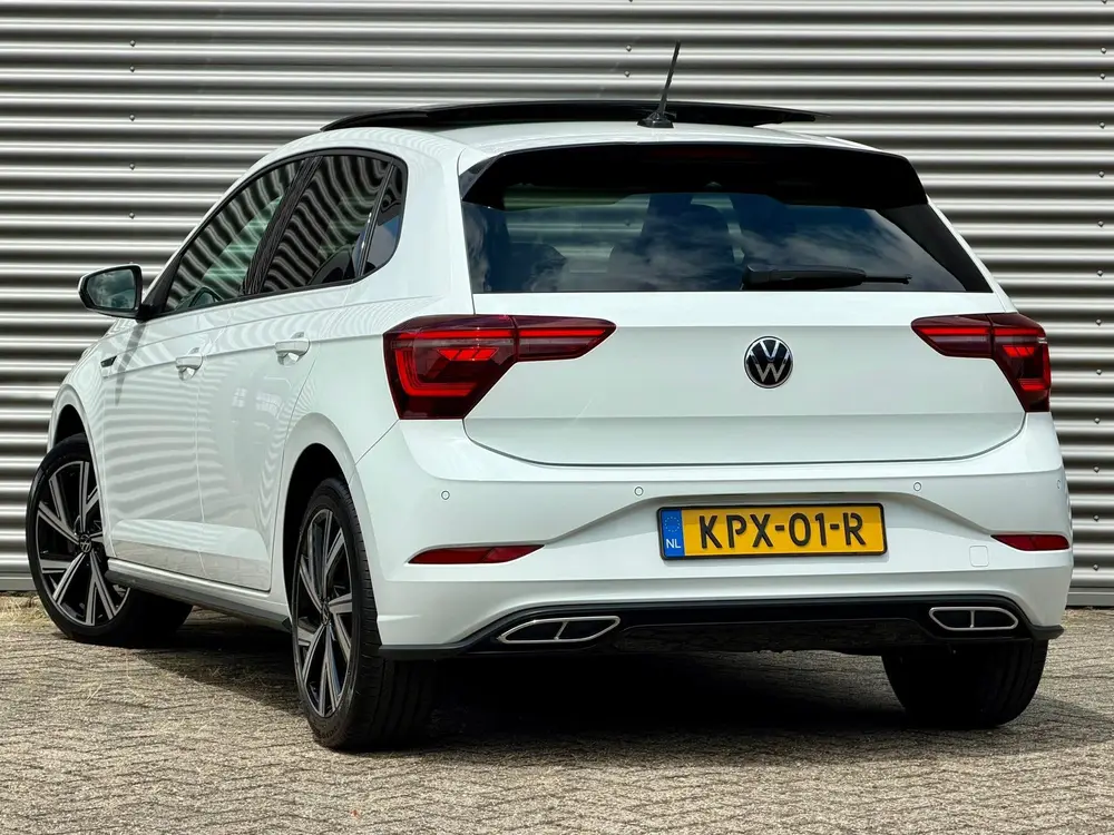 Volkswagen Polo 1.0 TSI R-Line DSG | Panorama I IQ Light | D uit 2023, foto 2