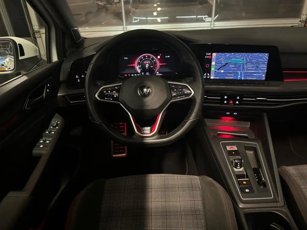 Volkswagen Golf 2.0 TSI GTI - PANO - KEYLESS - H&K - CARPLAY uit 2021, foto 13