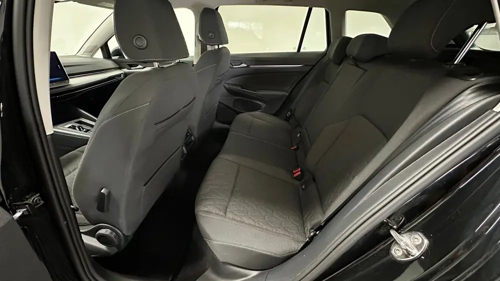 Volkswagen Golf Variant 1.5 eTSI Life Edition benzine automa uit 2024, foto 14