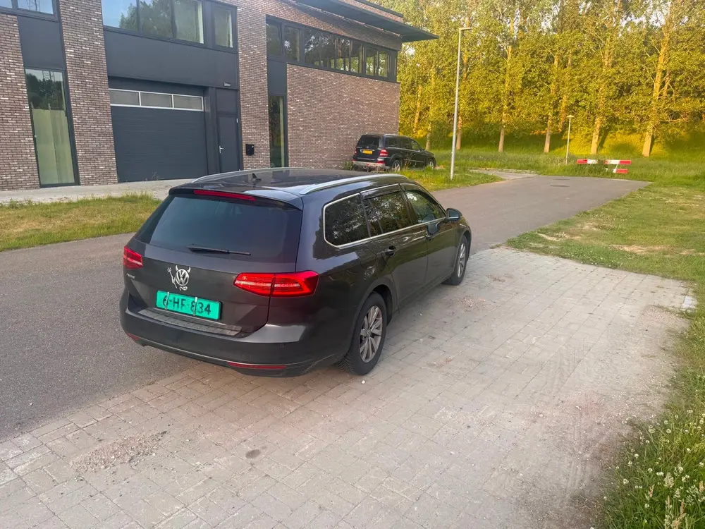 Volkswagen Passat Variant 1.6 TDI Comfortline Business Autom uit 2019, foto 4
