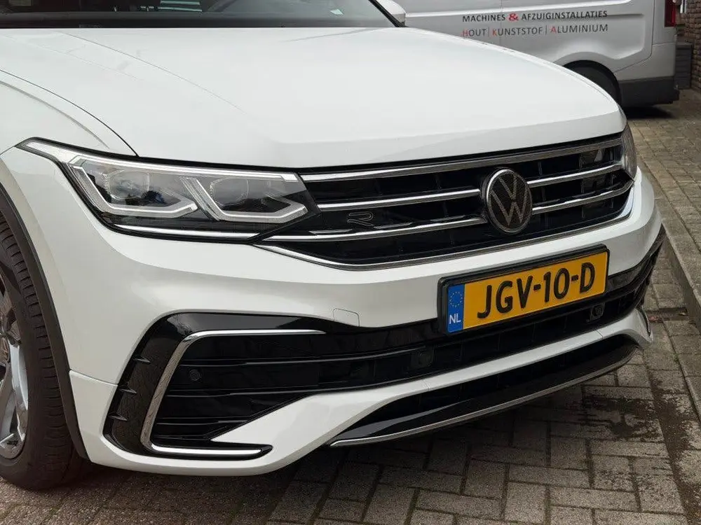 Volkswagen Tiguan 1.4 TSI eHybrid R-LINE Panodak 94% SOH Hea uit 2022, foto 13