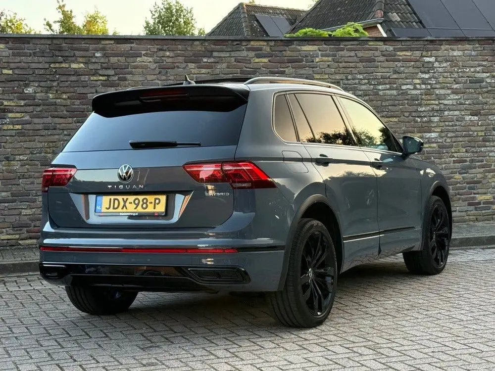 Volkswagen Tiguan 1.4 TSI eHybrid R-LINE Black Style Panodak uit 2022, foto 10