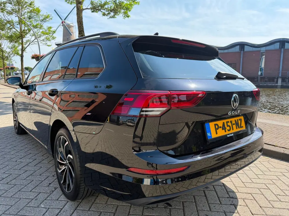 Volkswagen Golf Variant 1.0 eTSI Life Business_Massage_stoel uit 2022, foto 7