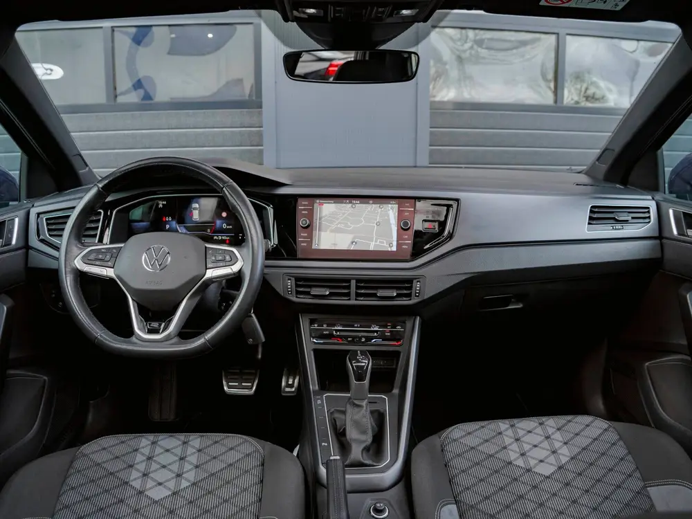 Volkswagen Polo 1.0 TSI 3x R-Line Business Pano|Navi|Carplay uit 2022, foto 2