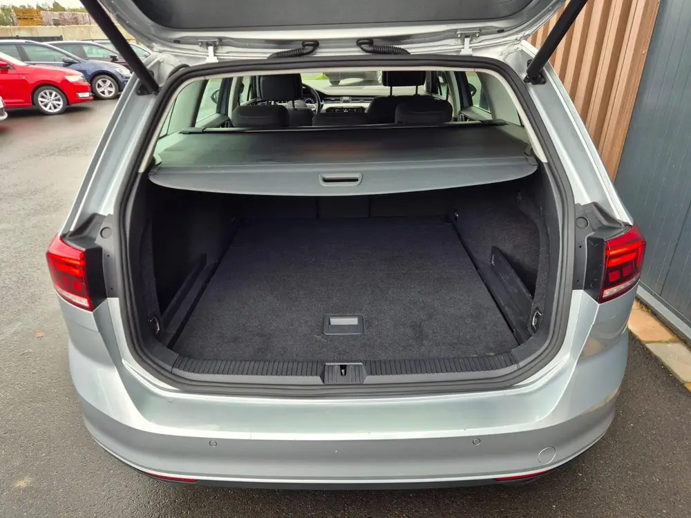 Volkswagen Passat Variant 1.5 TSI Business DSG | Virtual | LED | Elek. Achterklep Passat Variant 1.5 TSI Business DSG | Virtual | L uit 2021, foto 16