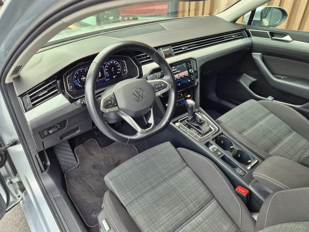 Volkswagen Passat Variant 1.5 TSI Business DSG | Virtual | LED | Elek. Achterklep Passat Variant 1.5 TSI Business DSG | Virtual | L uit 2021, foto 7