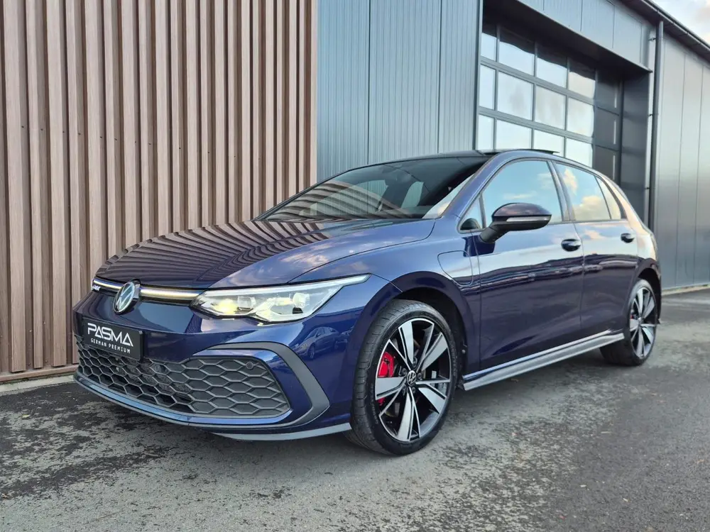 Volkswagen Golf 1.4 EHybrid GTE 245pk | BTW | Pano | Trekhaak | LED | Stuur- Stoelverw. Golf 1.4 eHybrid GTE 245pk | BTW | Pano | Trekhaa uit 2022, foto 3