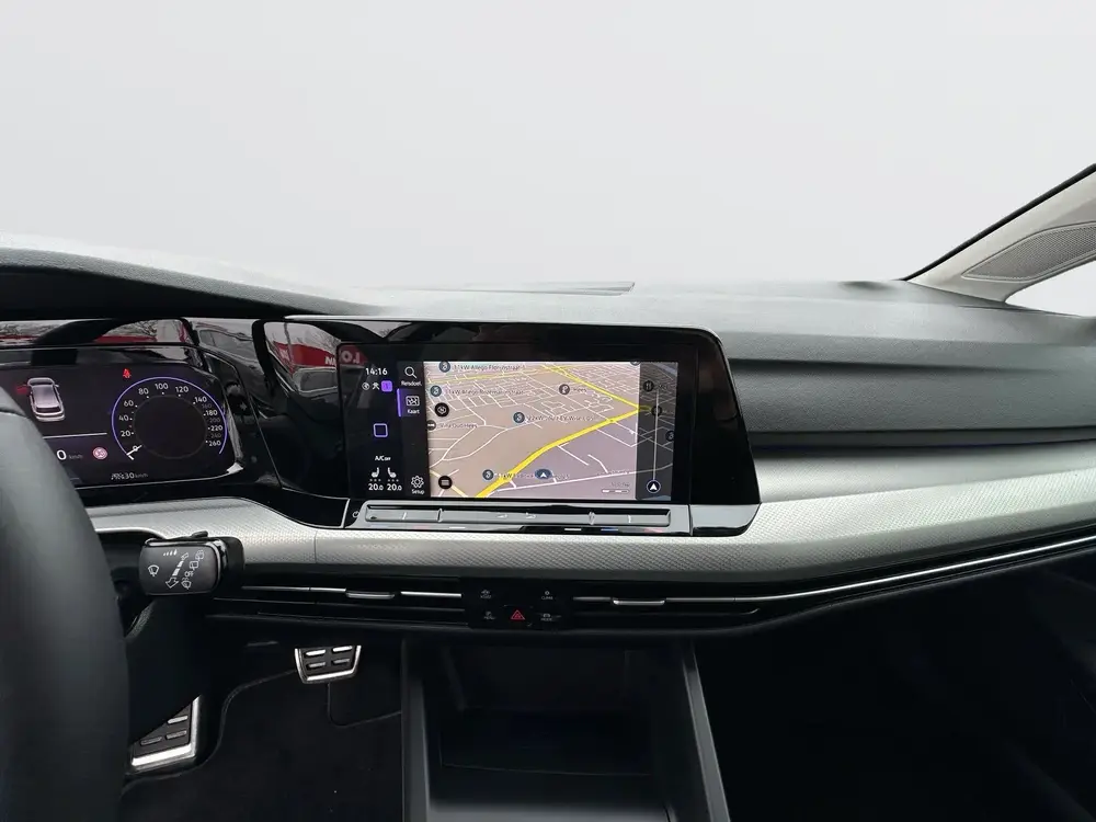 Volkswagen Golf 8 1.5 eTSI Life Business DSG Mild Hybrid Ele uit 2023, foto 12