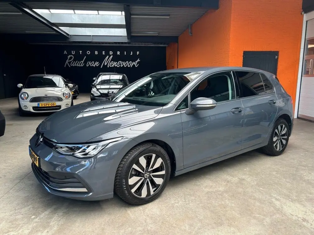 Volkswagen Golf 1.5 TSI Move / Navi / PDC / All-Season / 150 uit 2023