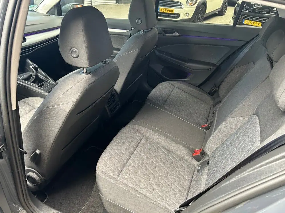 Volkswagen Golf 1.5 TSI Move / Navi / PDC / All-Season / 150 uit 2023, foto 11