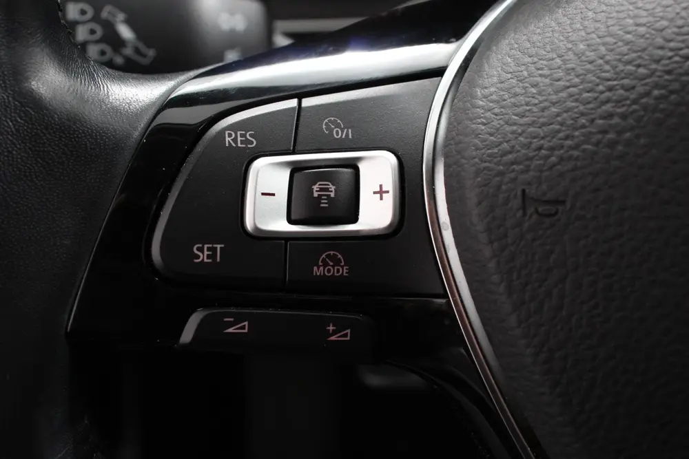 Volkswagen Polo 1.0 TSI 110 pk DSG Highline Navigatie Apple uit 2020, foto 13
