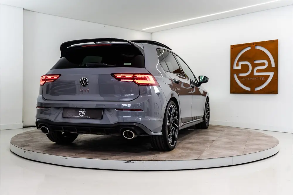 Volkswagen Golf 2.0 TSI GTI Clubsport 301 PK | IQ | Pano | S uit 2021, foto 5