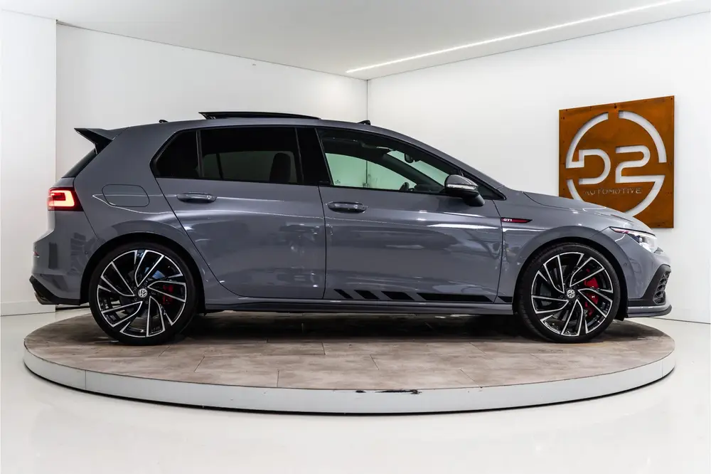 Volkswagen Golf 2.0 TSI GTI Clubsport 301 PK | IQ | Pano | S uit 2021, foto 6