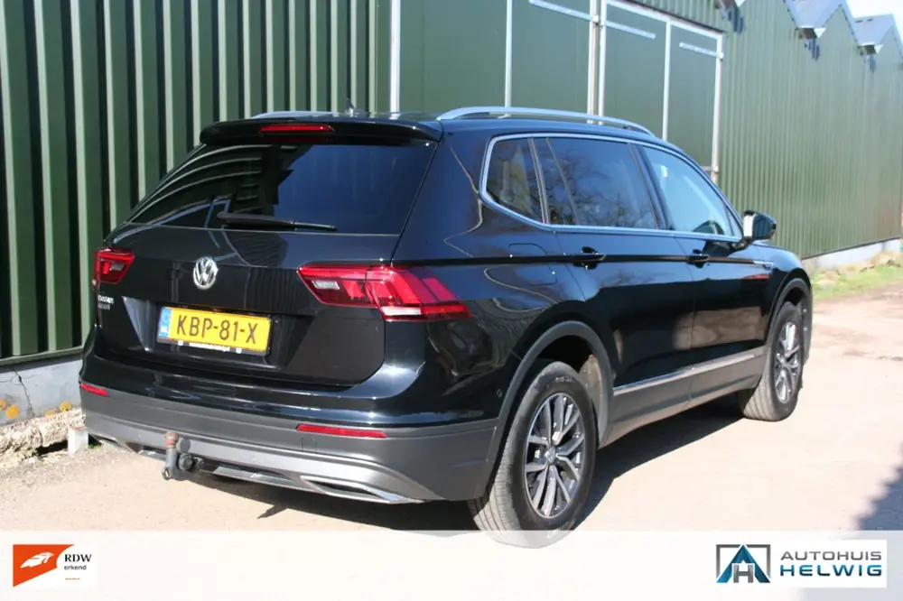 Volkswagen Tiguan All-space 1.5 TSI ACT Highline LEER, PANOR uit 2020, foto 3