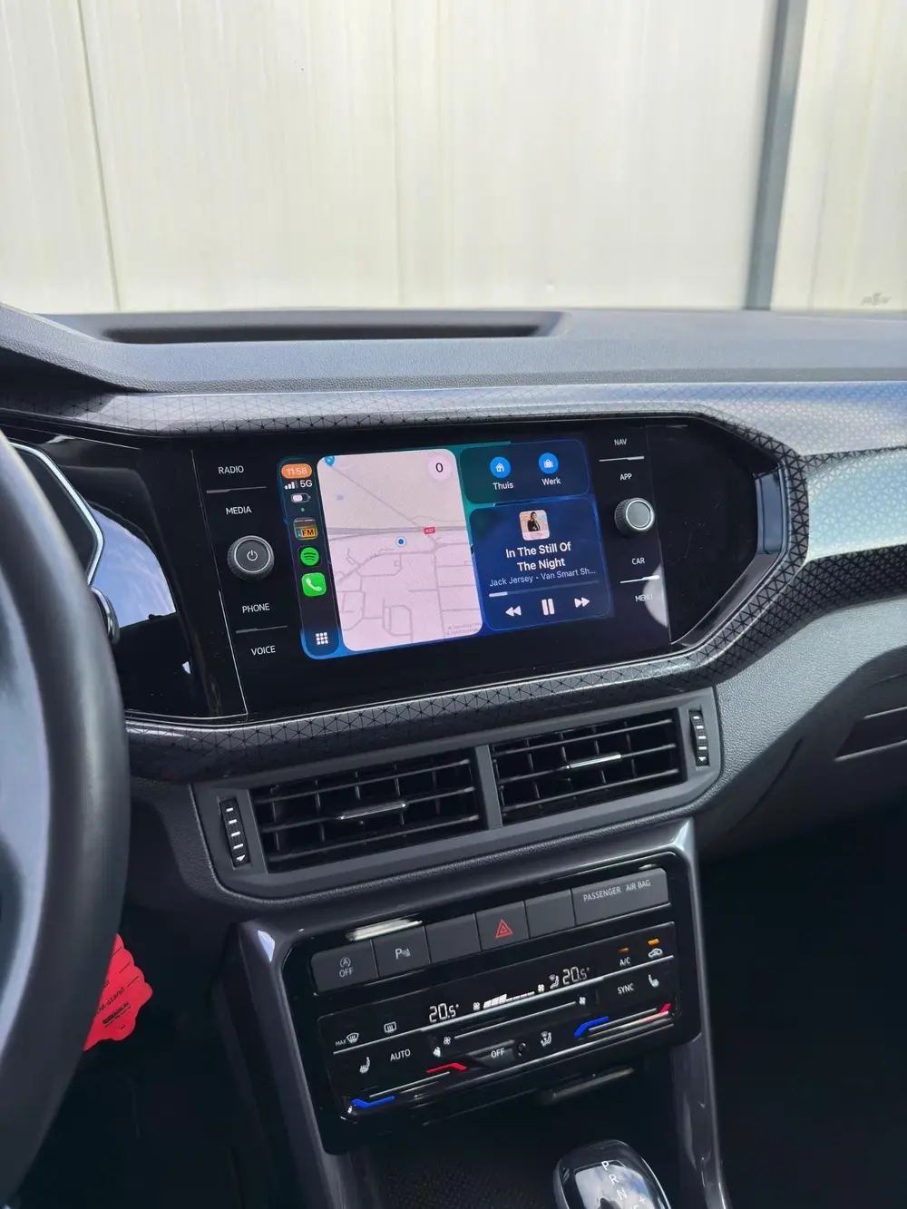 Volkswagen T-Cross 1.0 TSI Style Carplay ! AUTOMAAT! LUXE uit 2022, foto 19