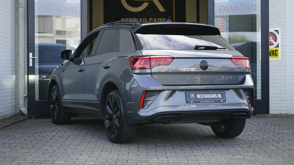 Volkswagen T-Roc R-Line 1.5 TSI BLACK STYLE-AUTOMAAT-ACC-CAM uit 2022, foto 9