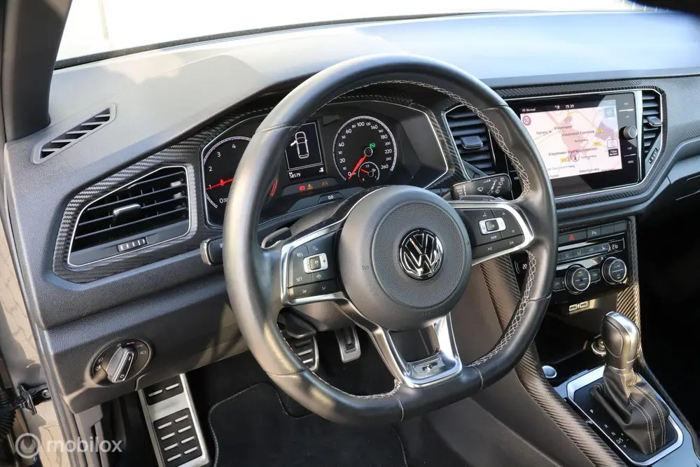 Volkswagen T-Roc 1.5 TSI DSG R-Line I Camera | ACC | LED uit 2019, foto 3