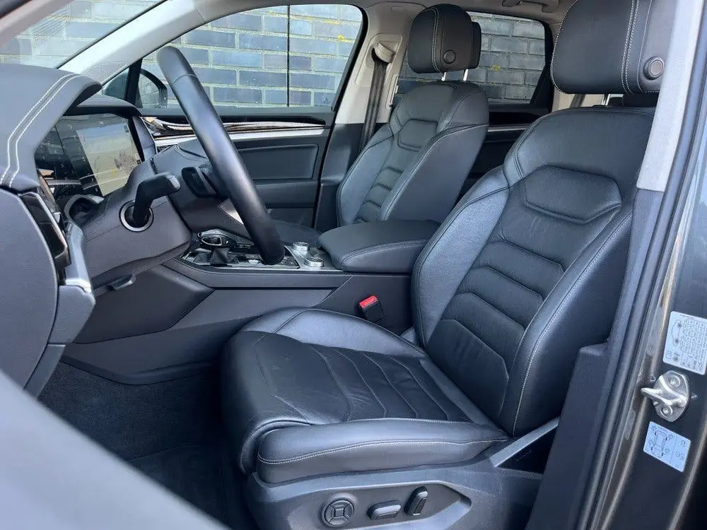Volkswagen Touareg 3.0 TSi eHybrid 4MOTION km 48.000 nap 1e uit 2021, foto 8