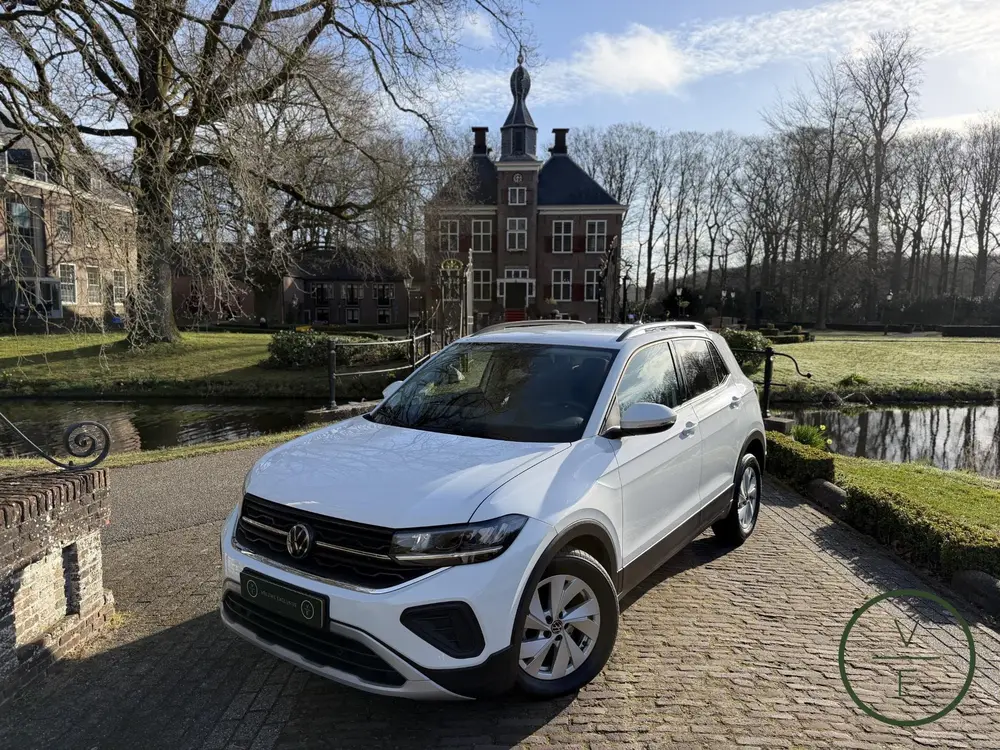 Volkswagen T-Cross 1.0 TSI Life Edition | Clima | Adaptive C uit 2024