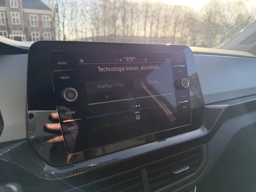 Volkswagen T-Cross 1.0 TSI Life Edition | Clima | Adaptive C uit 2024, foto 15