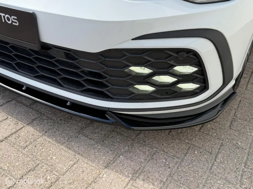 Volkswagen Golf 1.4 Gte IQ Light GTI look Led 18 inch uit 2021, foto 10