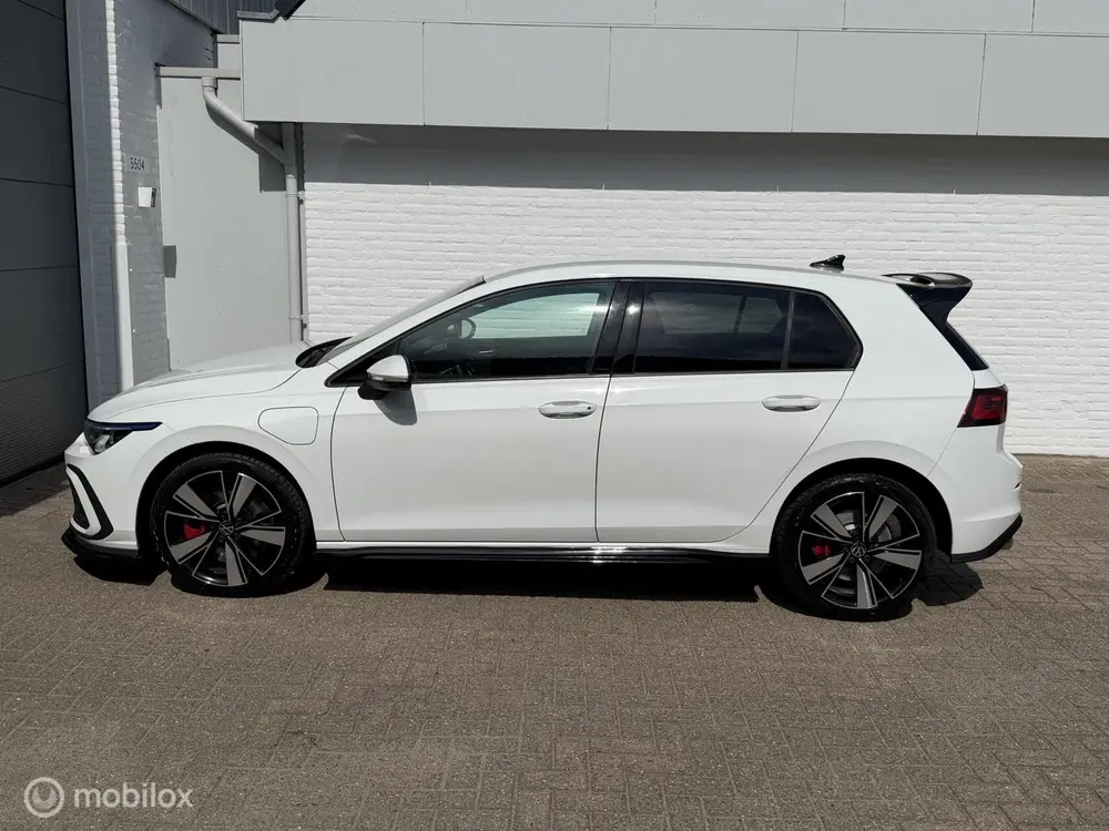 Volkswagen Golf 1.4 Gte IQ Light GTI look Led 18 inch uit 2021, foto 4