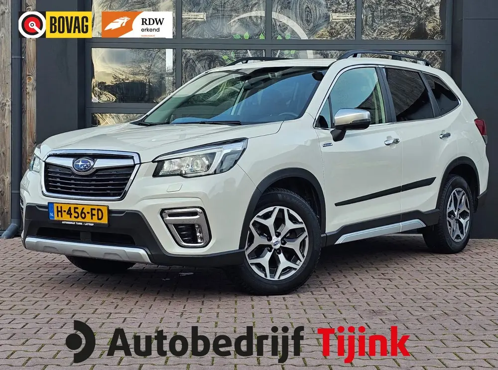 Subaru Forester 2.0i e-BOXER Luxury | Automaat | Trekhaak | uit 2019