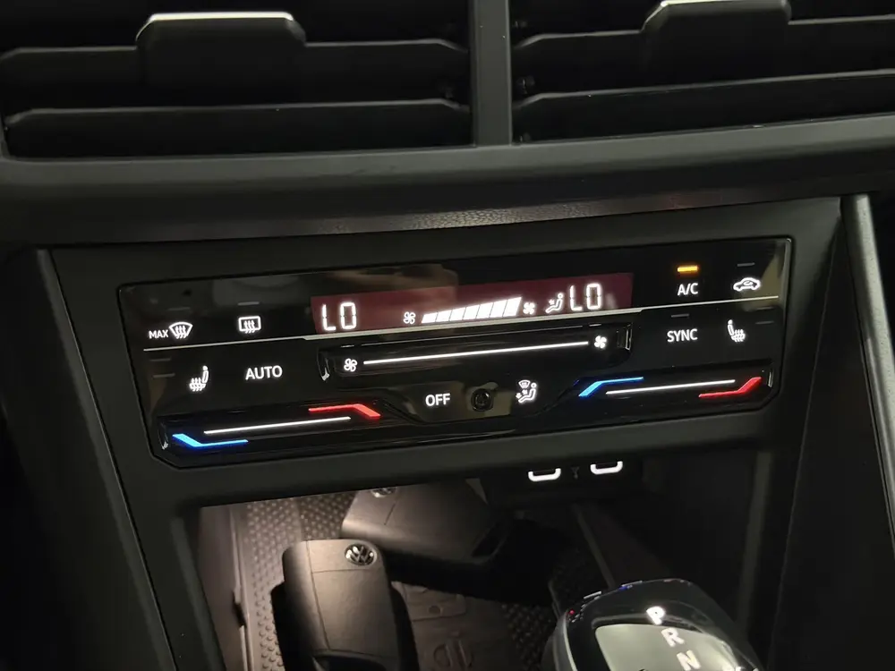Volkswagen Polo 1.0 TSI R-Line Camera, Navi, Virtual desk, S uit 2022, foto 15