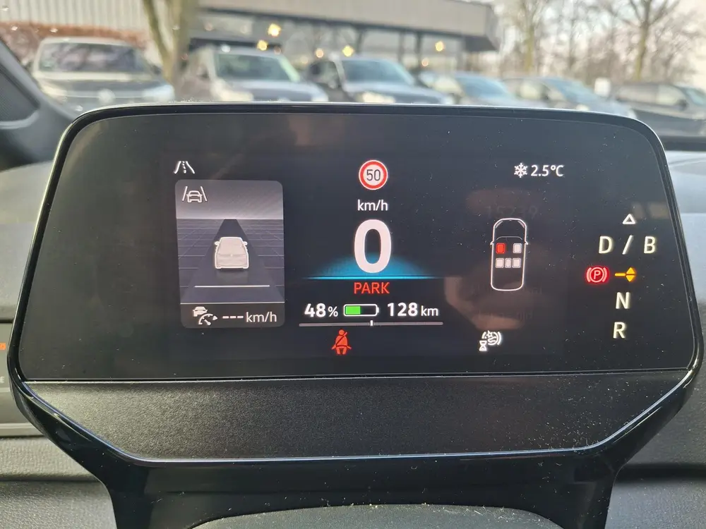 Volkswagen ID.3 Pure Oranje Edition 52 kWh | DEMO | PARKEERS uit 2024, foto 7