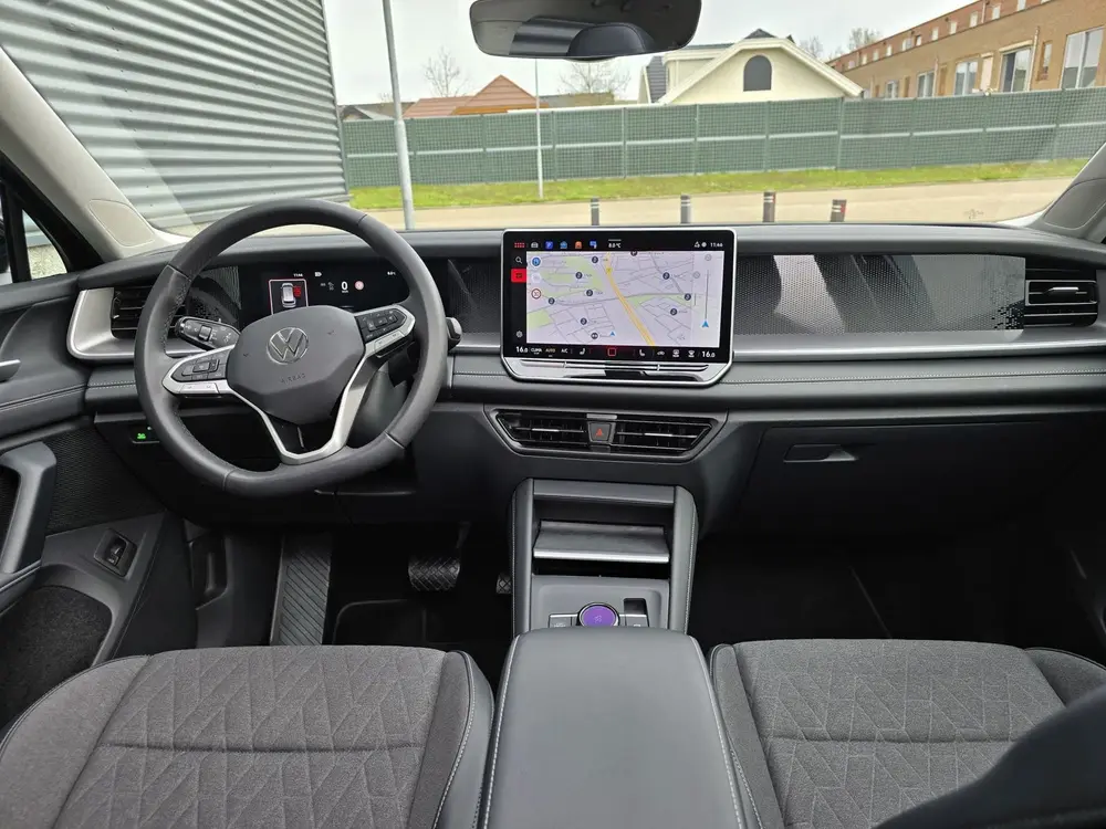 Volkswagen Tayron 1.5 eTSI 7 zits/ Pano/ 20 inch R-line/ Tre uit 2025, foto 14