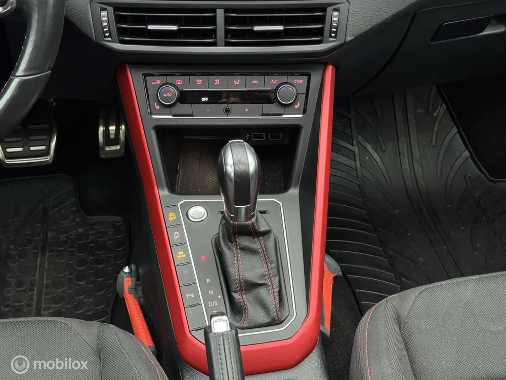Volkswagen Polo 2.0 TSI GTI|Pano|111DKM NAP|Camera|Virtual|N uit 2019, foto 16