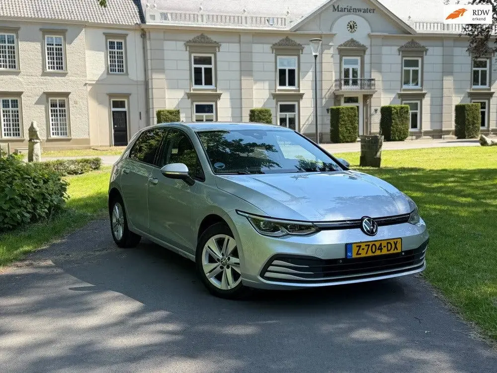 Volkswagen Golf 1.5 eTSI Automaat | Lane Assist | Stoel Verw uit 2020